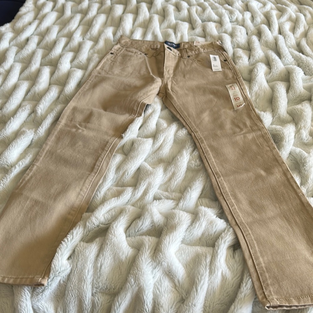 Girls size 10 Old Navy Khaki jeans .. new